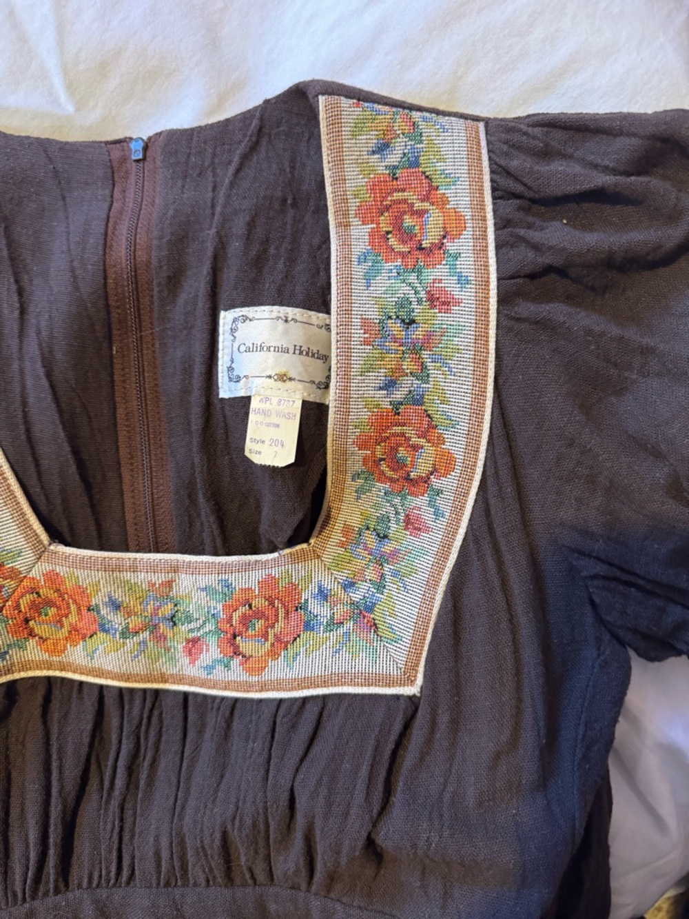 Vintage linen blend Brown floral ribbon border Square Neck Dress